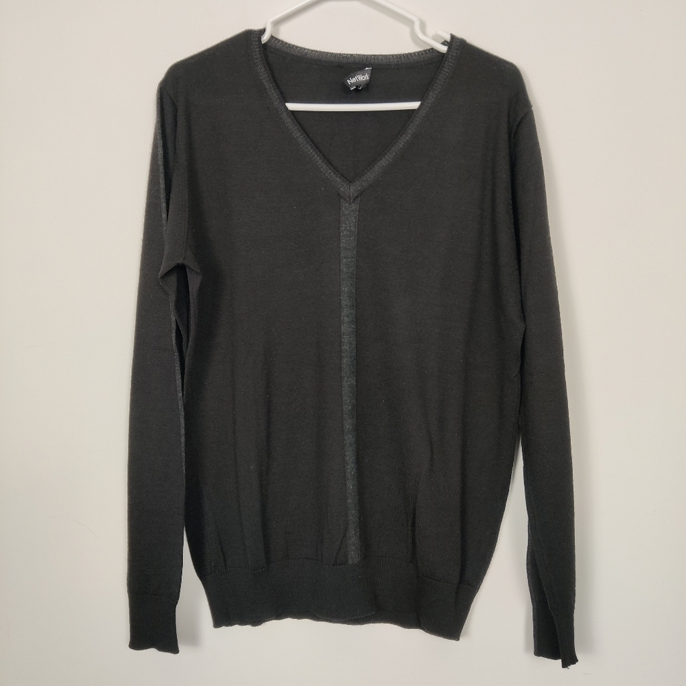 Network Men's V-neck Wool Sweater in Black Size Large Fall Winter